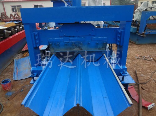 675型角驰压瓦机