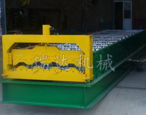 汽车厢板压型设备