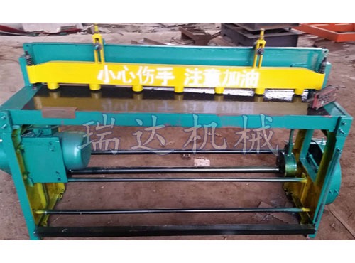 电动脚踏剪板机